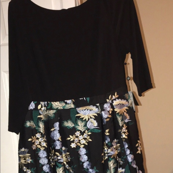 Plus Size Floral Prom Dress - Picture 2 of 4